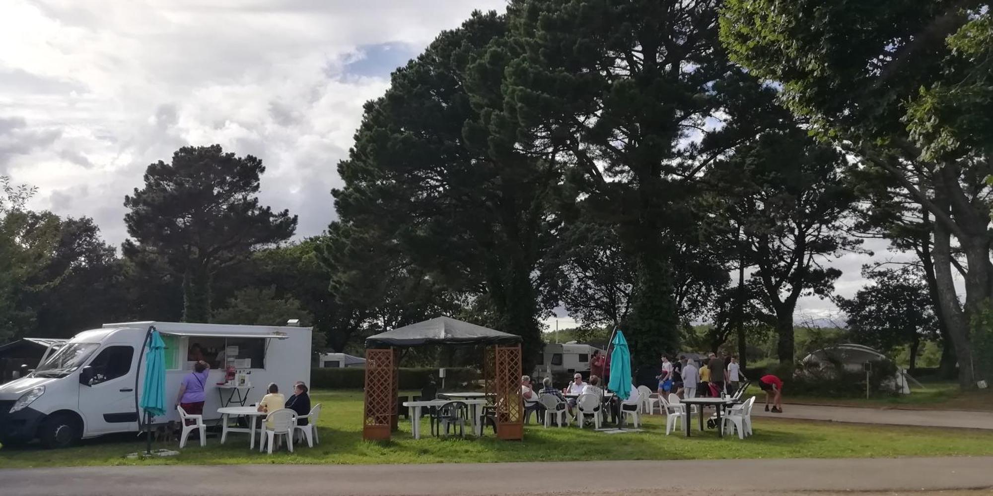Camping Des Pierres Debout Névez Екстериор снимка