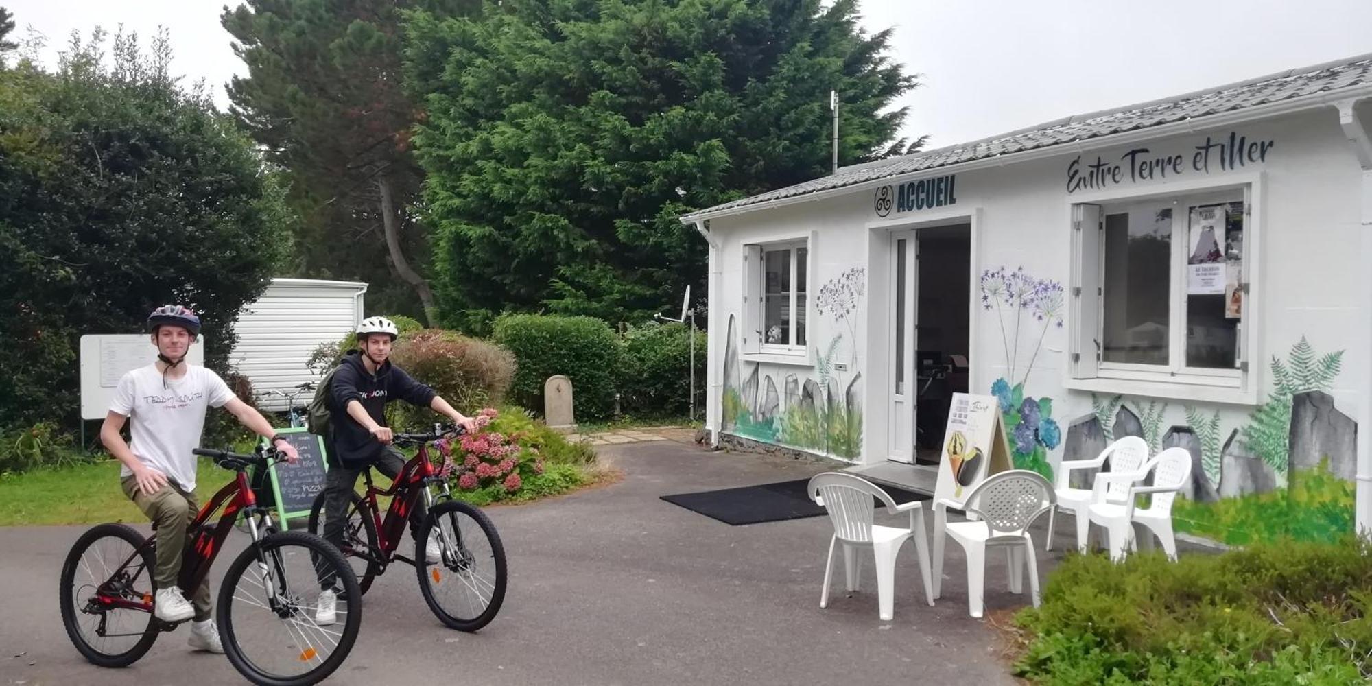 Camping Des Pierres Debout Névez Екстериор снимка